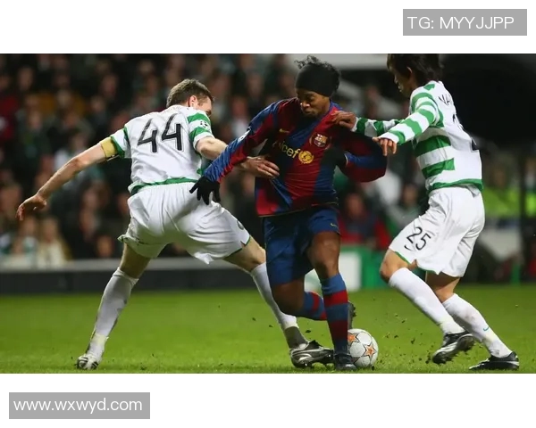 衡水足球明星名单全解析及其在国内外赛场的表现与成就 衡水足球明星名单全解析及其在国内外赛场的表现与成就